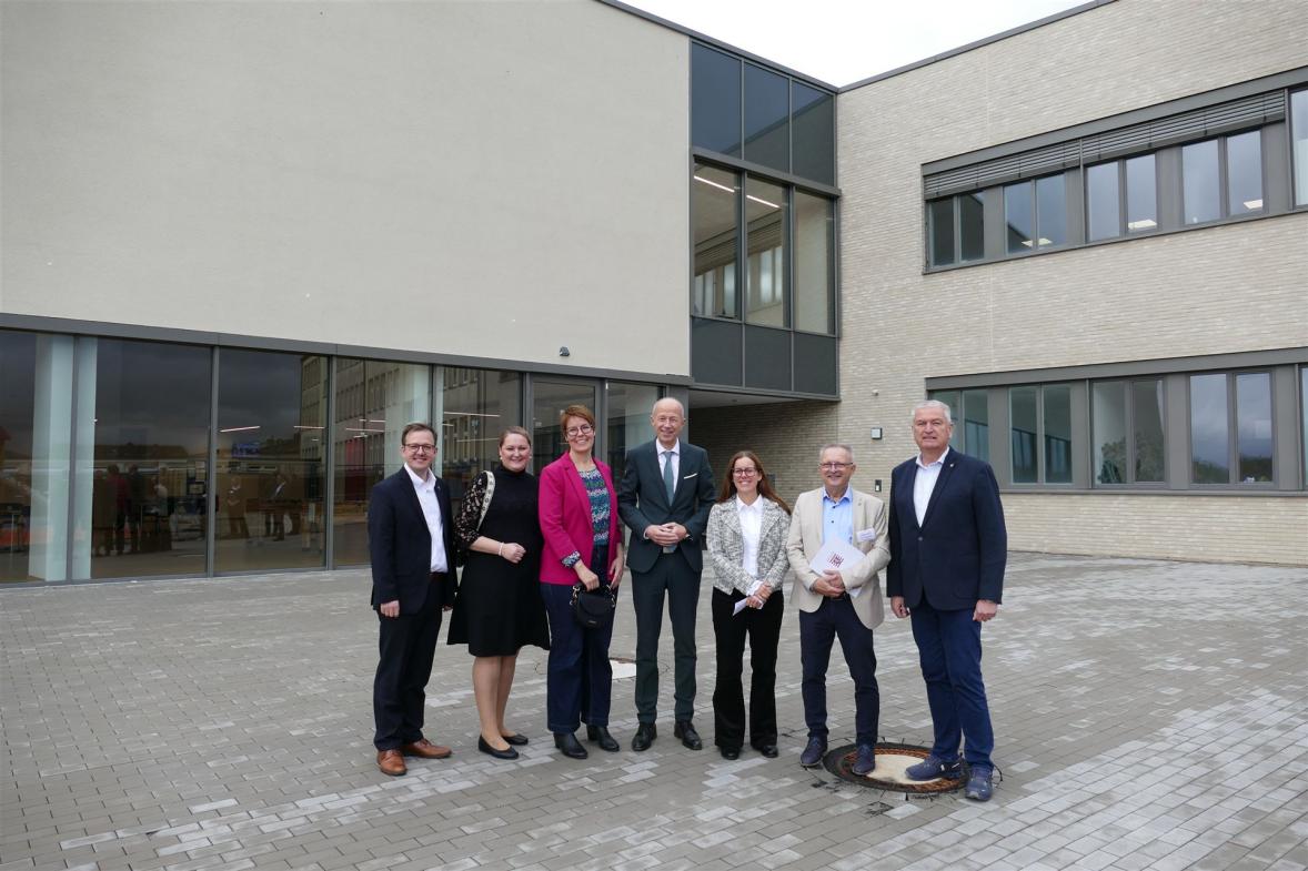 V. l.n.r.: Frederik Schmitt, Dana Hauke, Stefanie Klee, Armin Schwarz, Marion Vancuylenburg, Frank Wrabletz, Bernd Woide
